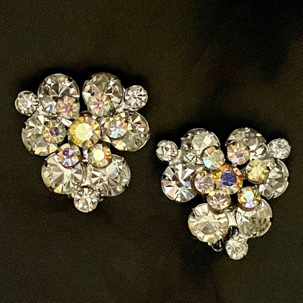 Vintage JULIANA D&E Verified Aurora Borealis Florette Layer Rhinestone Earrings
